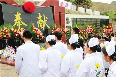 p5_b.jpg p5_b.jpg